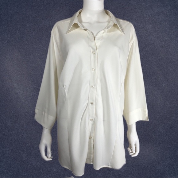 Club Z Collection Off-White Pleated Bust 3/4 Wide Sleeve Button Down - Picture 1 of 6